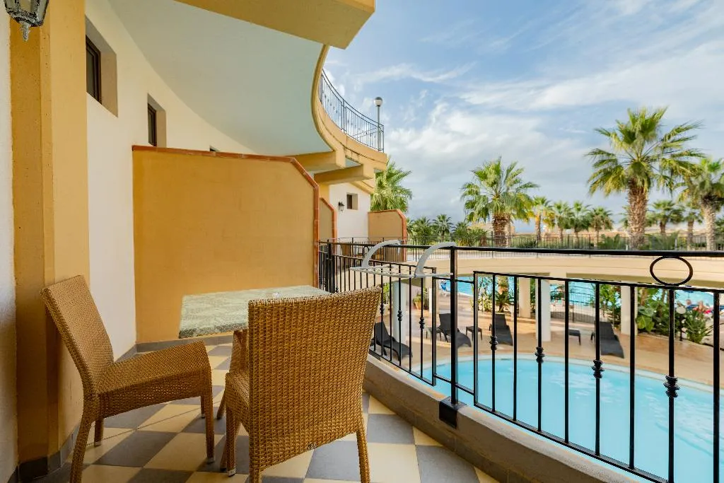 QUADRUPLE WITH BALCONY Room, Hotel Dolcestate, Palermo
