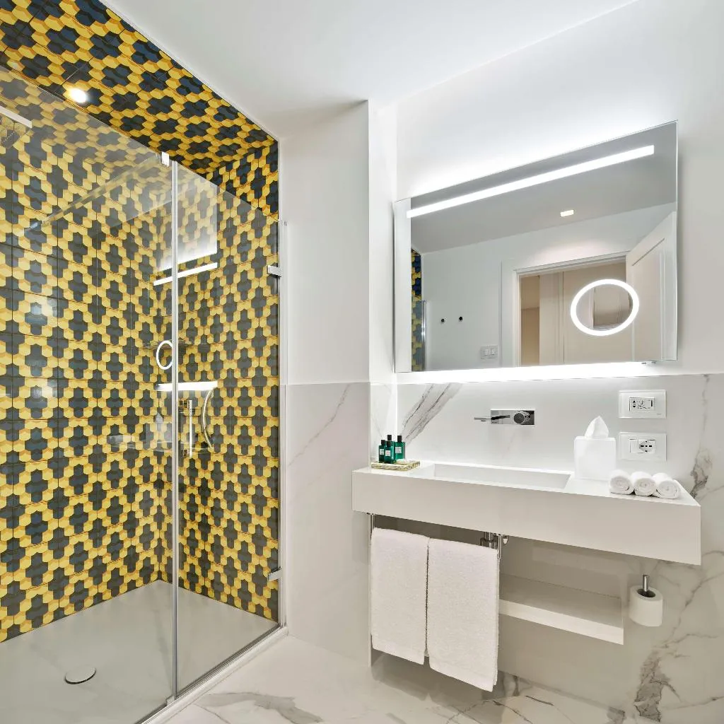 Room, de Bonart Naples-Curio Collection by Hilton, Naples