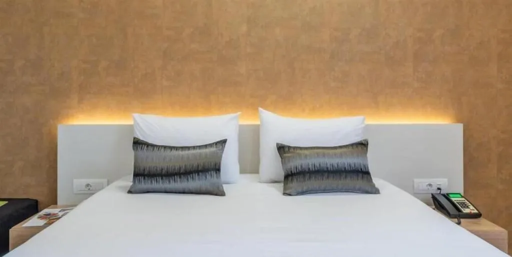 Room, Poseidon, Thessaloniki