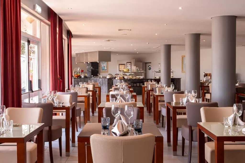 Restaurant, Vila Gale Nautico, Algarve