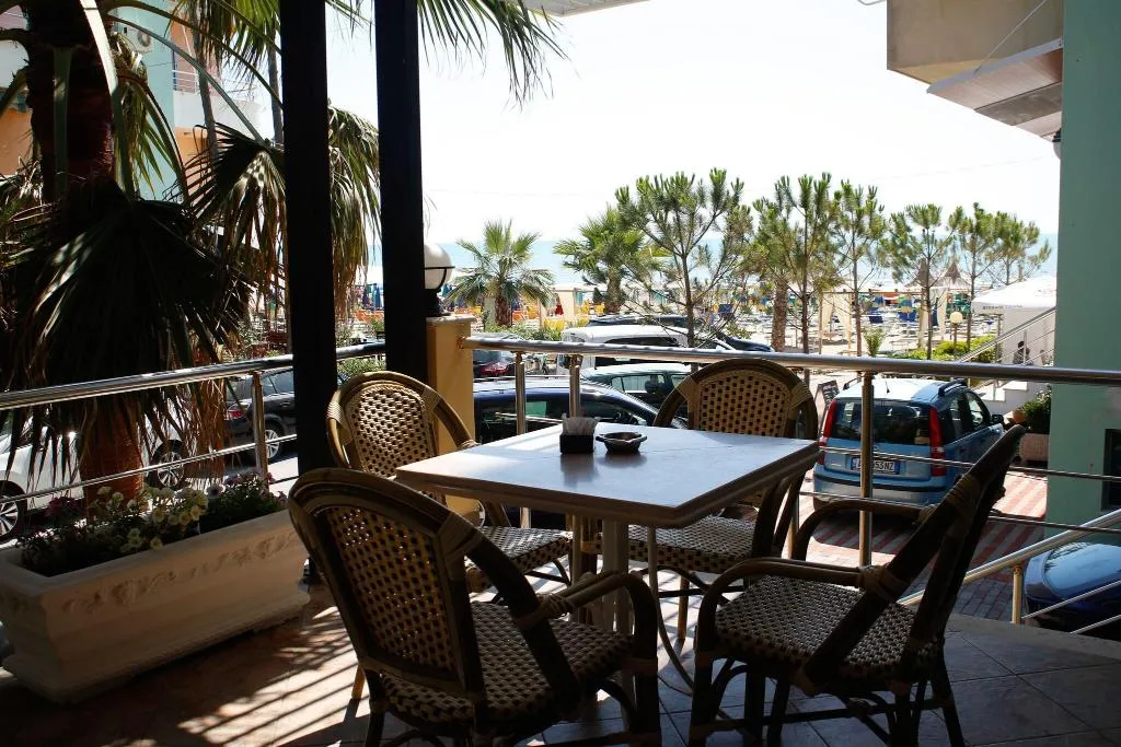 Bar, Bella Vista Hotel, Durres