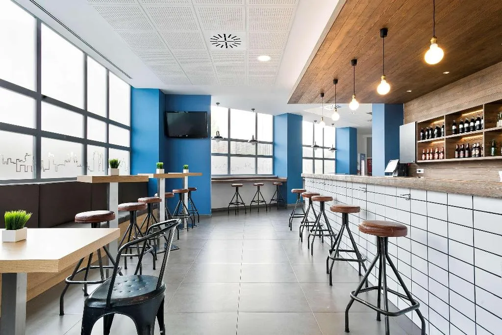 Bar, Madrid Airport Suites Affiliated By Melia, Madrid