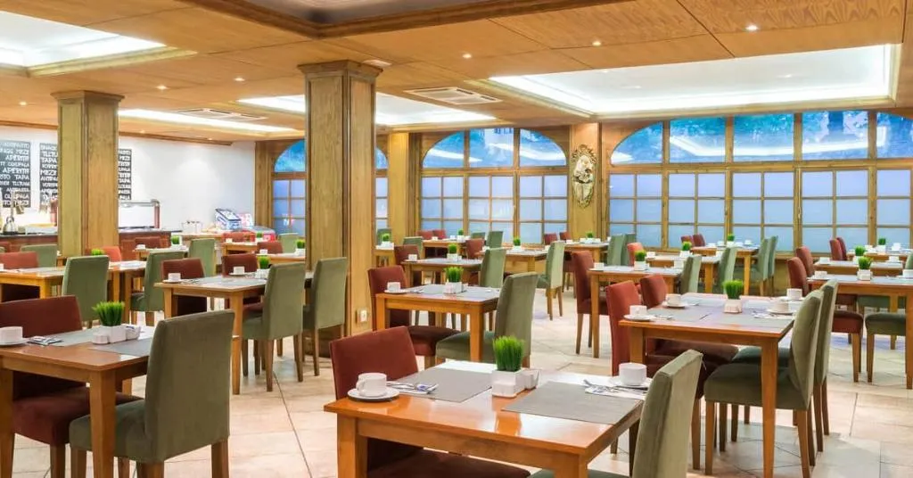 Restaurant, Vielha Val d’Arán Affiliated by Melia, Costa Brava