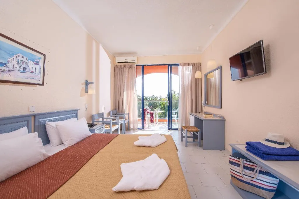 Double or Twin GARDEN VIEW Room, Mare Monte Beach, Crete