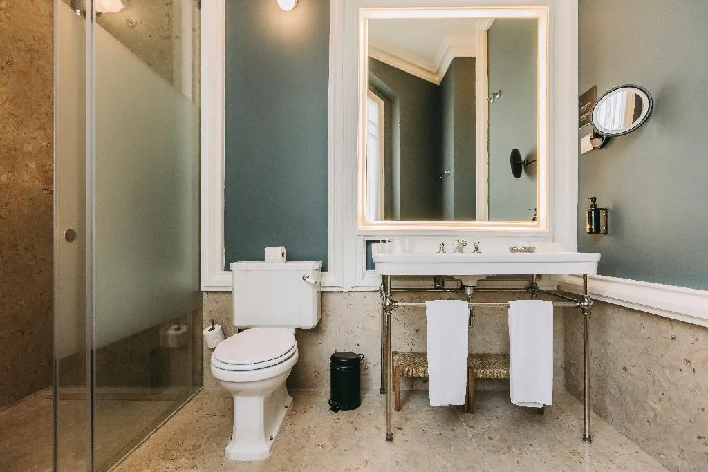 SUITE STANDARD Room, Torel Palace Lisboa, Lisbon