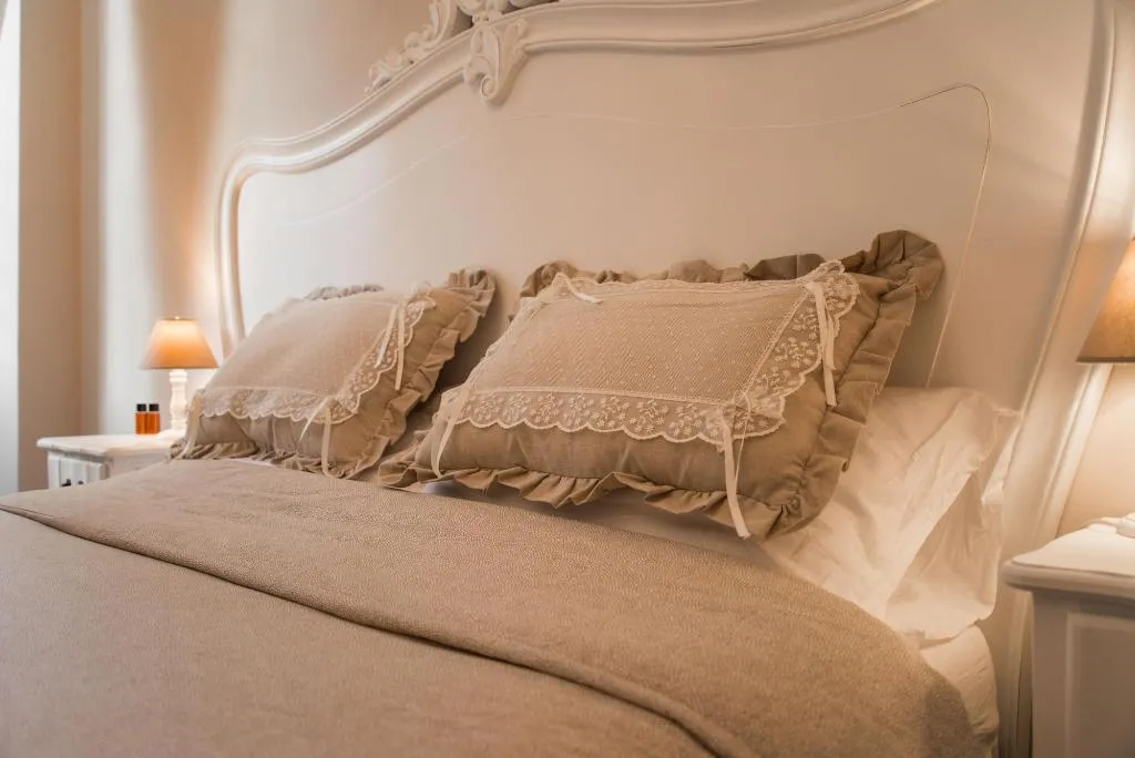 Room, B&B New Liberty in Rome, Naples