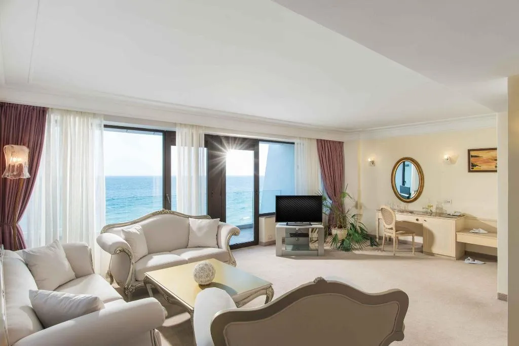 Room, Palace Hotel-All Inclusive in Sunny Day Resort, Varna