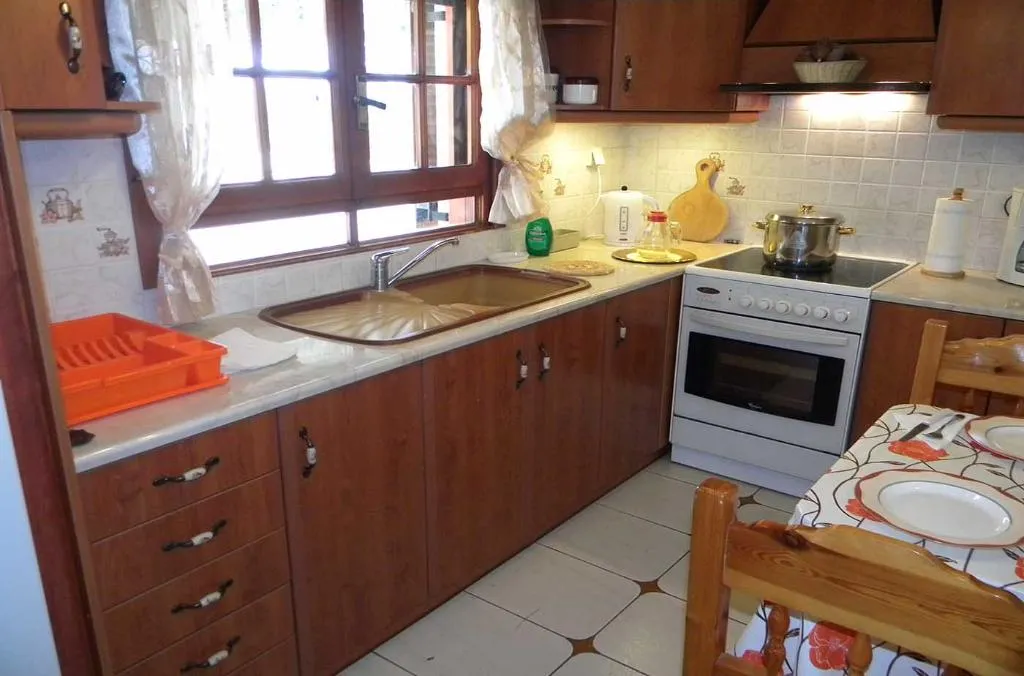 STUDIO STANDARD Room, Victoria Apartments, Kefallinia