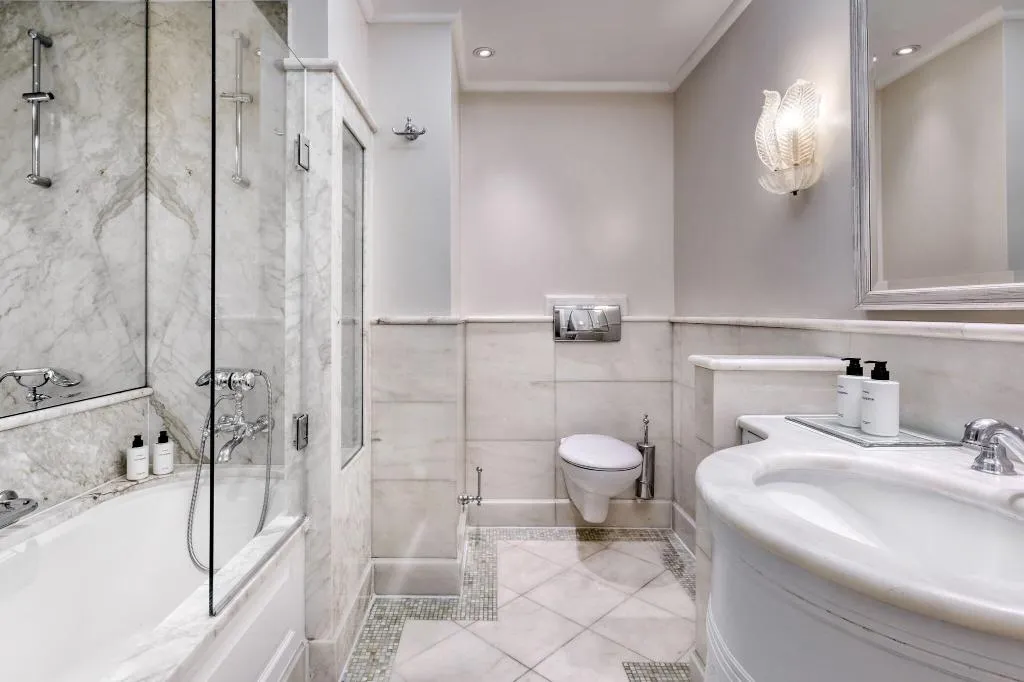 Room, King George A Luxury Collection Hotel, Athens