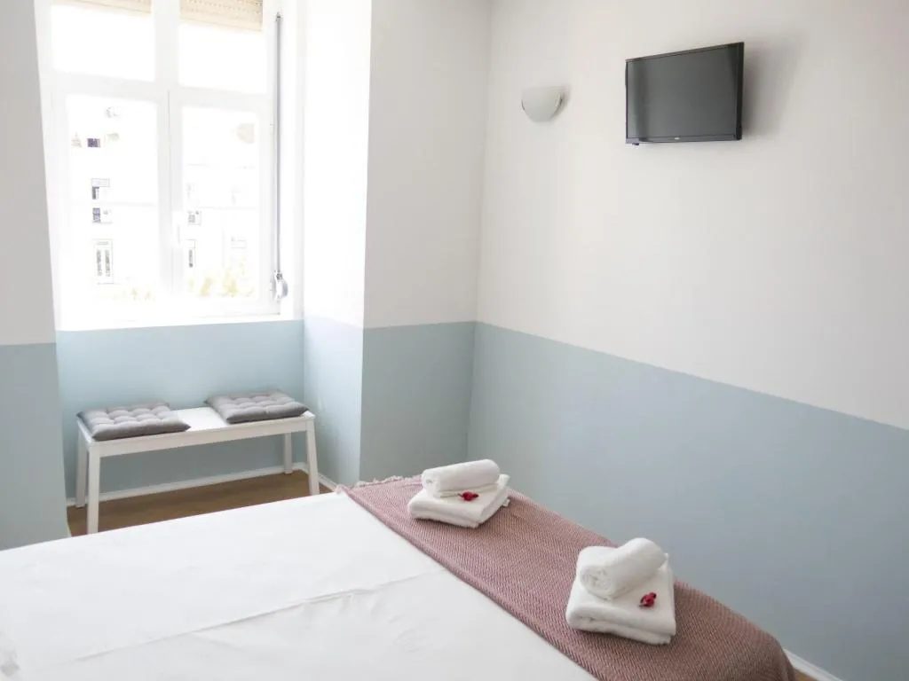 Room, Lisbon Check-In Guesthouse, Lisbon