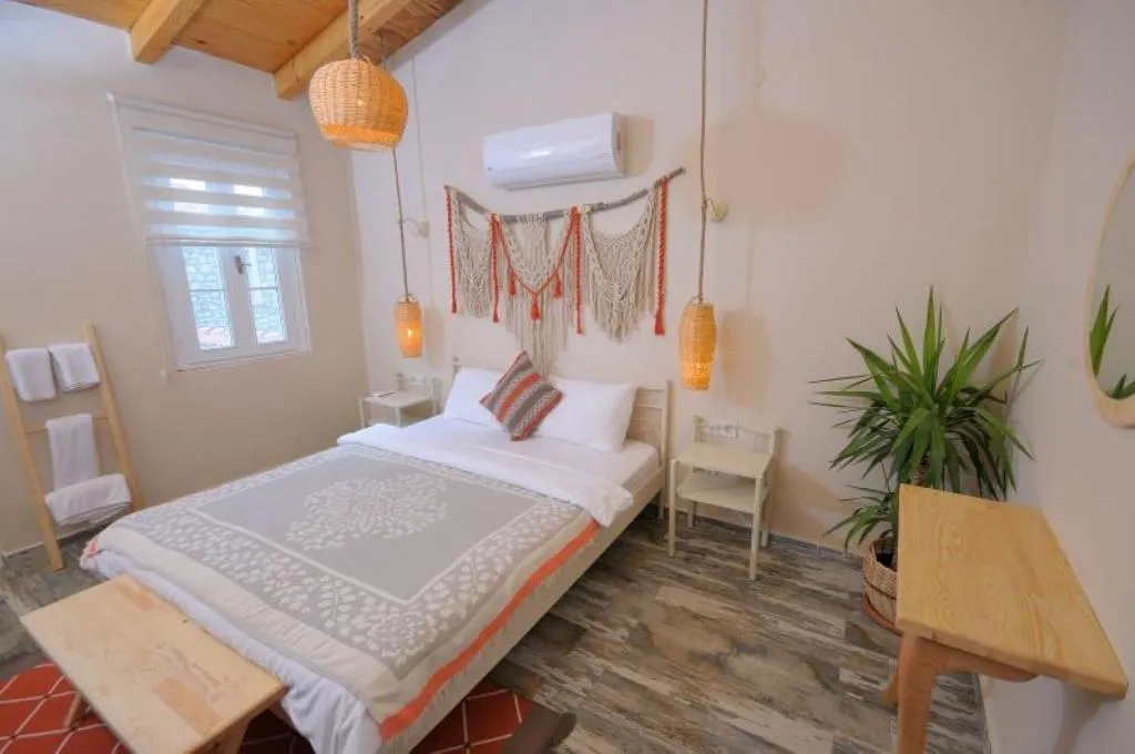 DOUBLE DELUXE WITH BALCONY Room, Hera Butik Hotels Alaçatı, Izmir