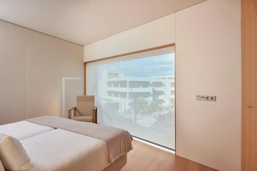 FAMILY ROOM STANDARD Room, Melia Palma Bay, Majorca