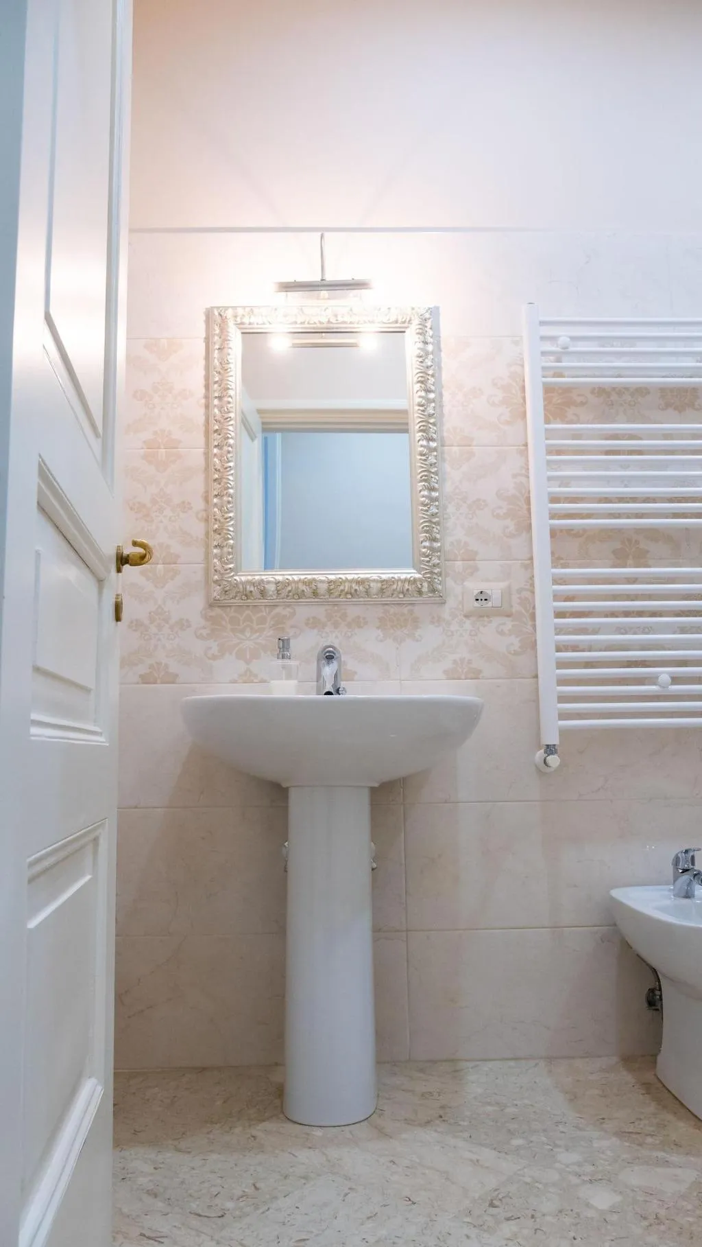 Room, Antico Corso, Catania
