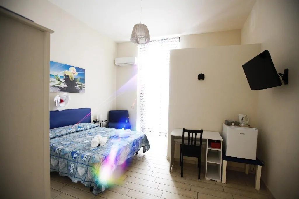 Room, Domus Armenio, Naples