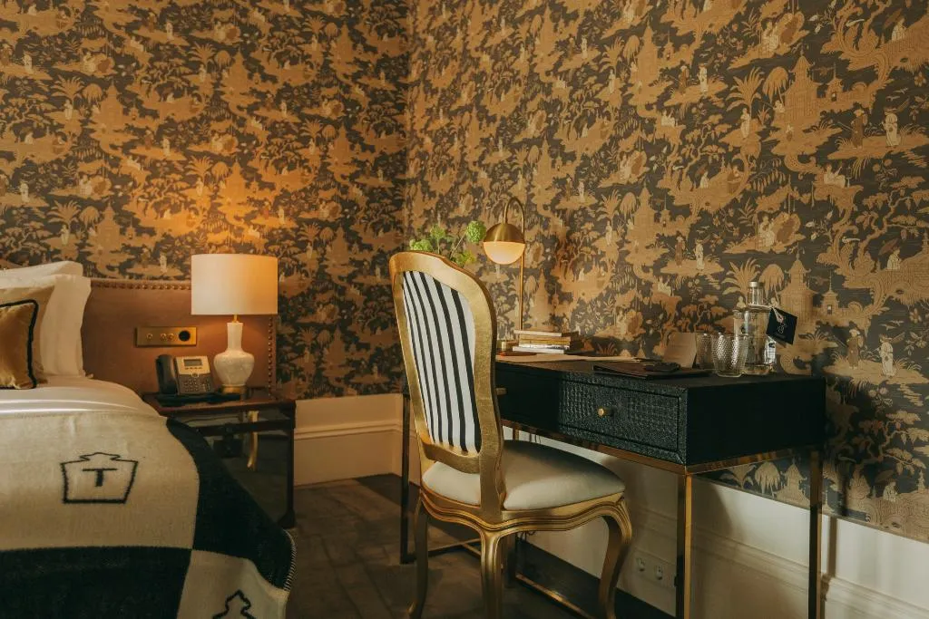 Double or Twin EXECUTIVE SUPERIOR Room, Torel Palace Porto, Porto