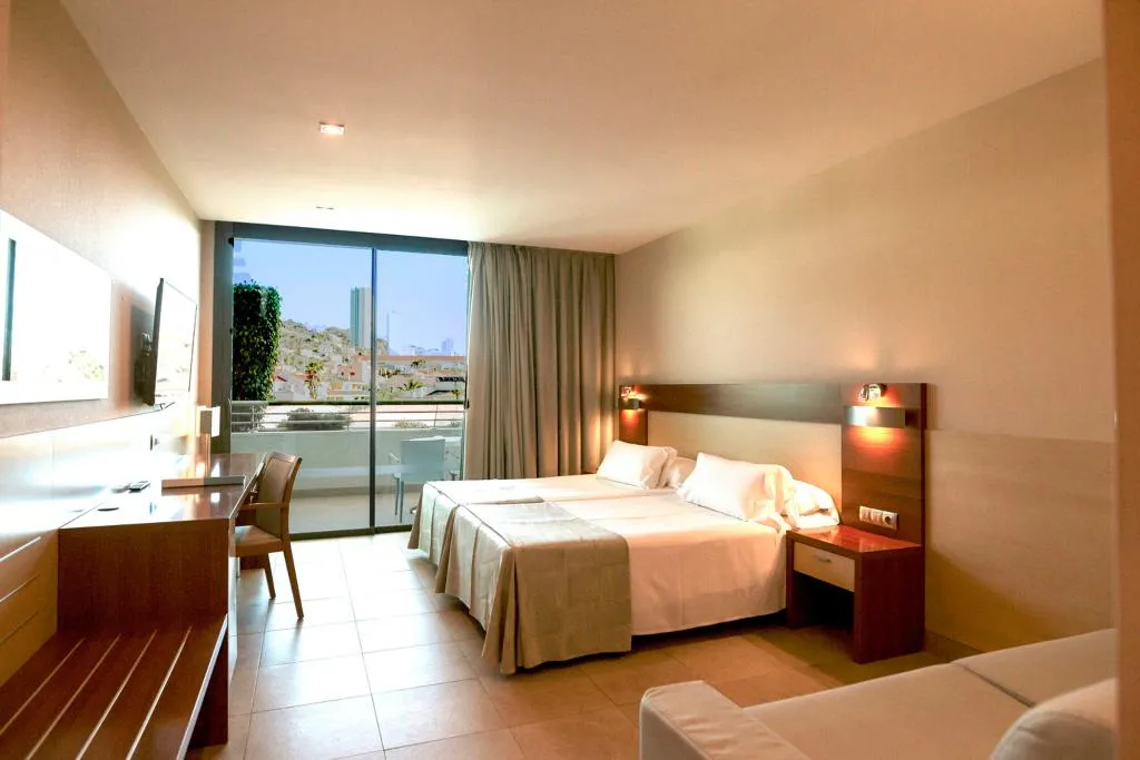 Double or Twin CAPACITY 4 Room, Deloix Aquacenter, Costa Blanca