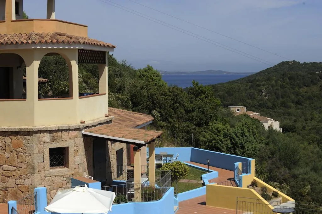 APARTMENT CAPACITY 6 TWO BEDROOMS Room, Vallemare Residence E Residenza, Olbia