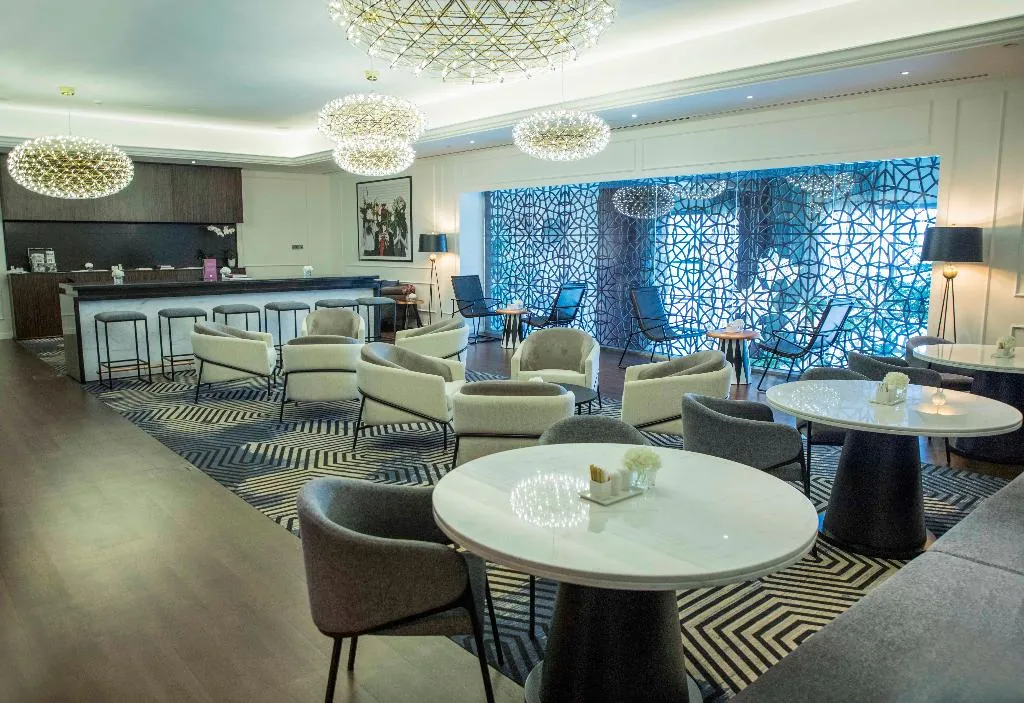 DOUBLE CLUB SEA VIEW Room, Sofitel Dubai Jumeirah Beach, Dubai