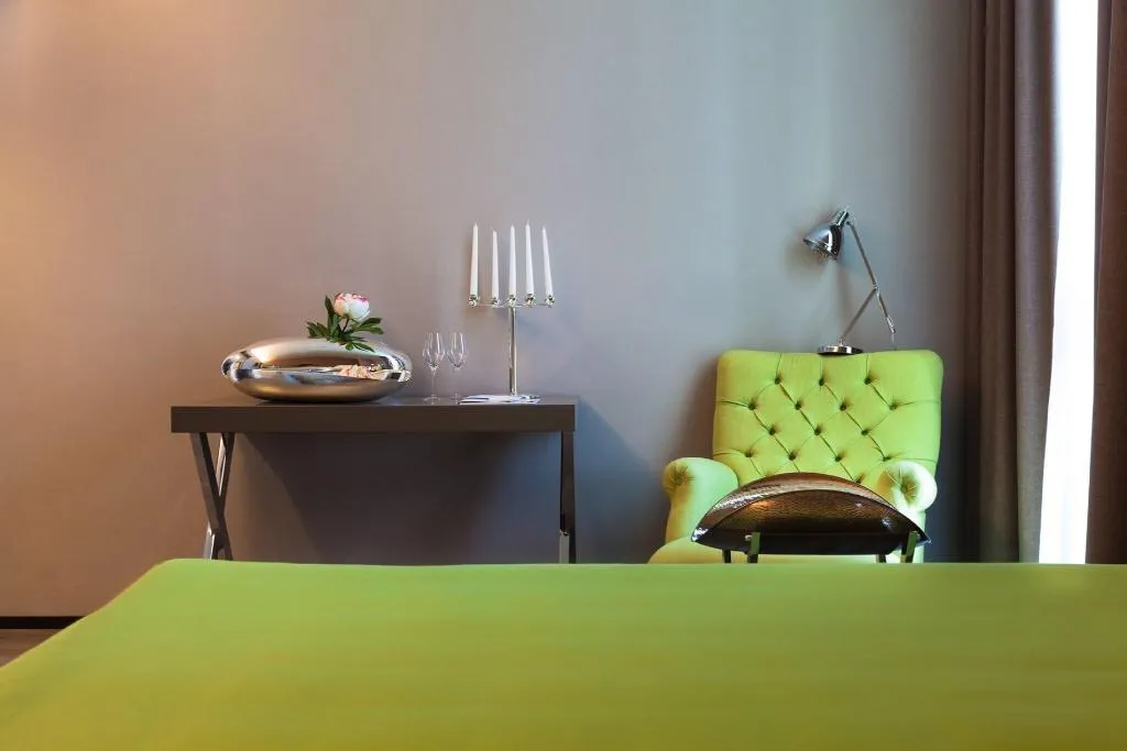 SUITE KING SIZE BED Room, H2c Hotel Milanofiori, Milan