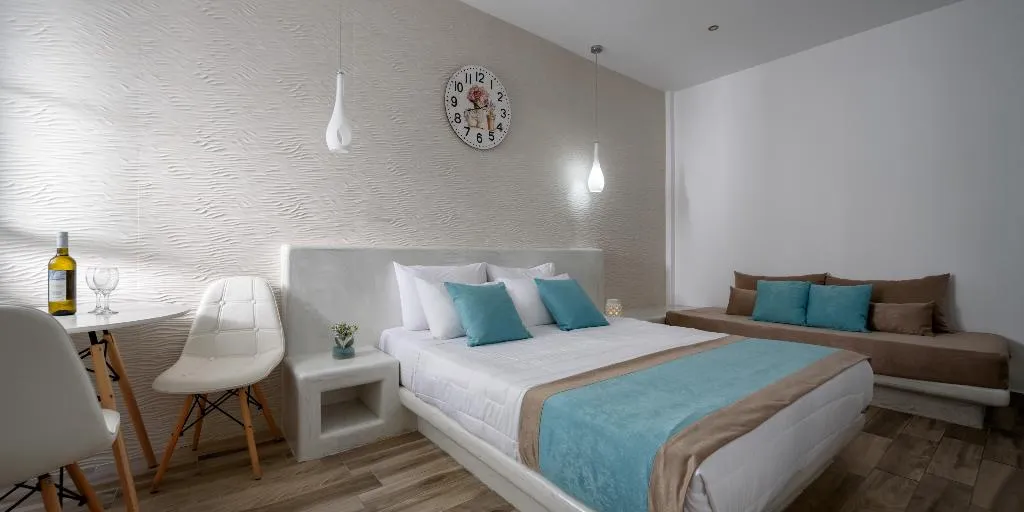 JUNIOR SUITE STANDARD Room, Oasis Suites Fira, Santorini