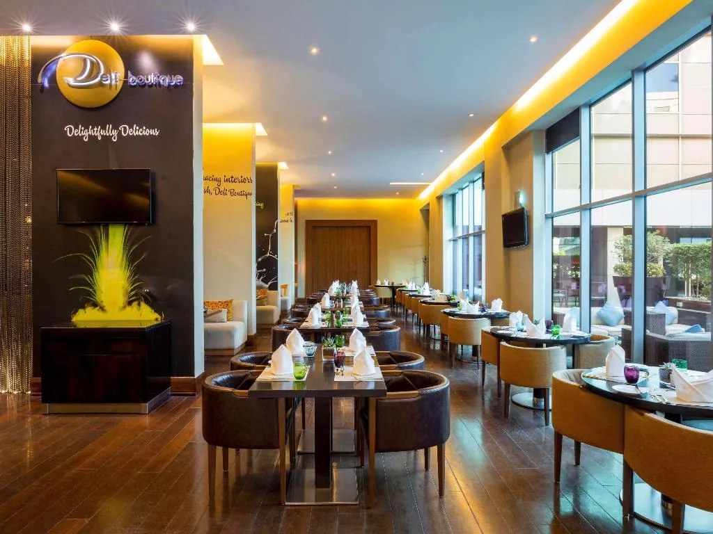 Restaurant, Novotel Suites Mall Avenue Dubai Hotel, Dubai