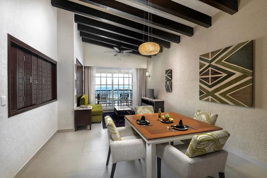 SUITE SUPERIOR ONE BEDROOM Room, Hotel Marina El Cid Spa&Beach Resort All Inclusive, Cancun Area