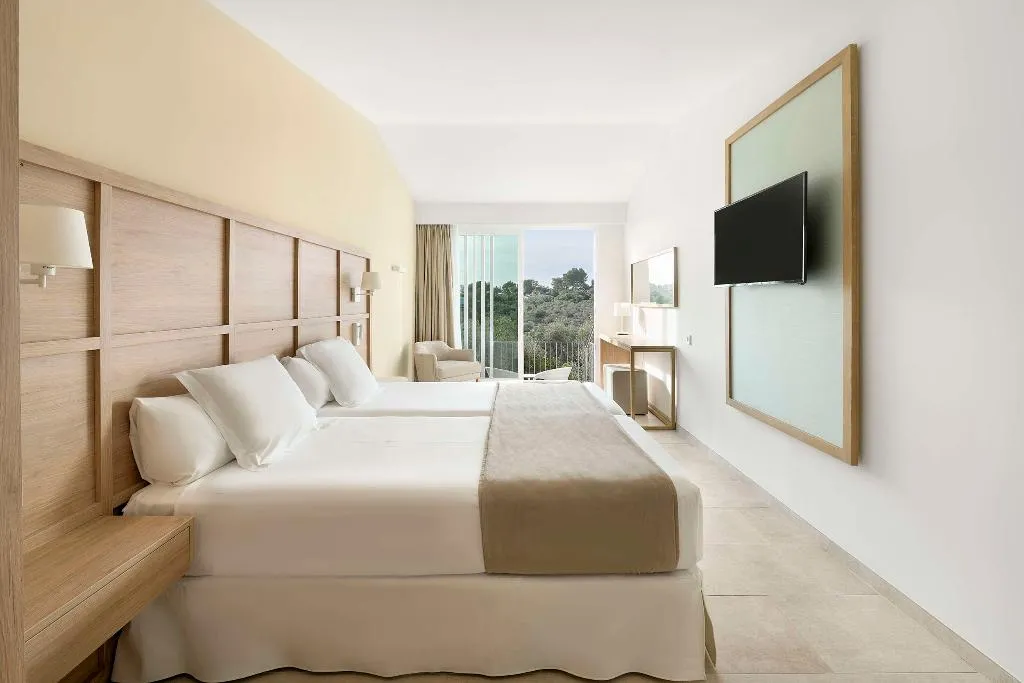 FAMILY ROOM STANDARD Room, Iberostar Waves Cala Domingos, Majorca