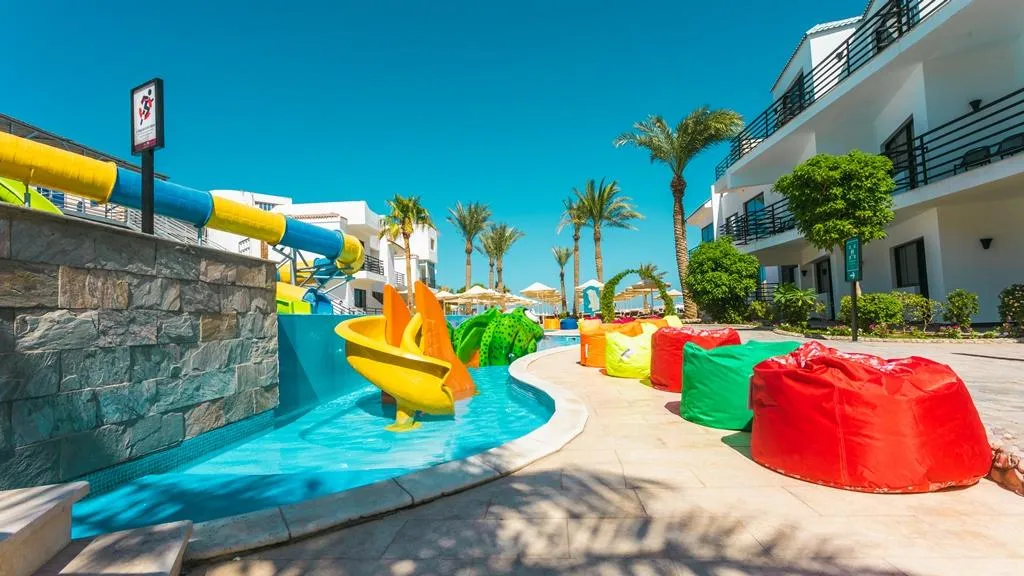 Sports and Entertainment, La Rosa Waves Beach Resort And Aqua Park, Red Sea Riviera