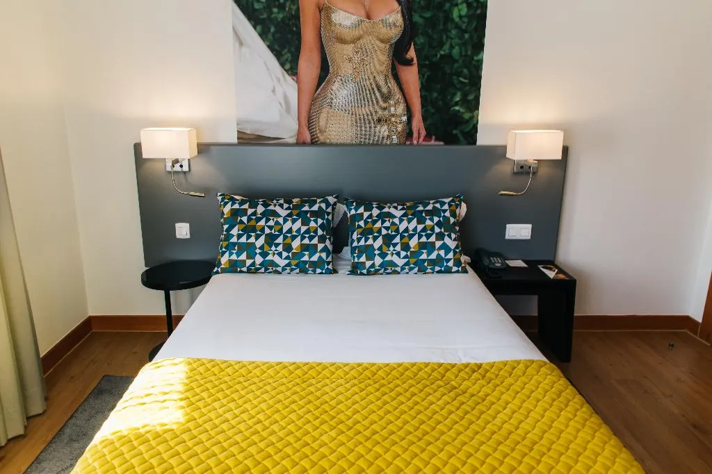 DOUBLE PREMIER Room, America Diamonds, Lisbon