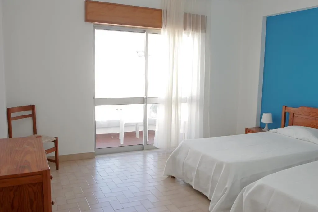 APARTMENT CAPACITY 4 ONE BEDROOM Room, Atlantic Side, Algarve