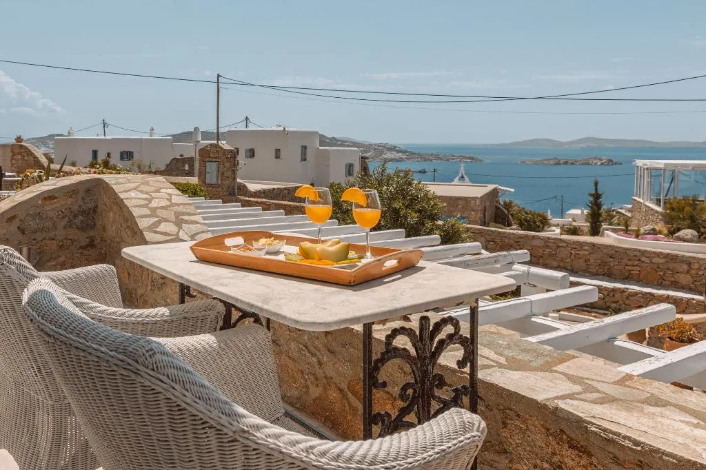 SUITE ONE BED Room, Villa Konstantin Rooms & Suites, Mykonos