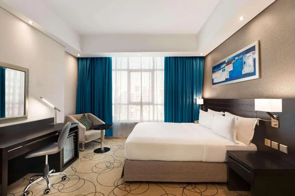 SUITE EXECUTIVE Room, Ramada By Wyndham Dubai Barsha Heights Ex AurisInn, Dubai