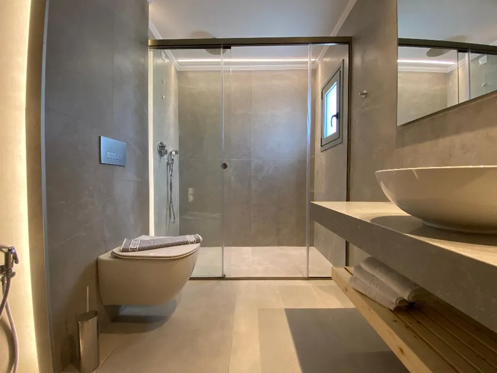 SUITE DELUXE WITH JACUZZI Room, Blue Aegean Hotel & Suites, Crete
