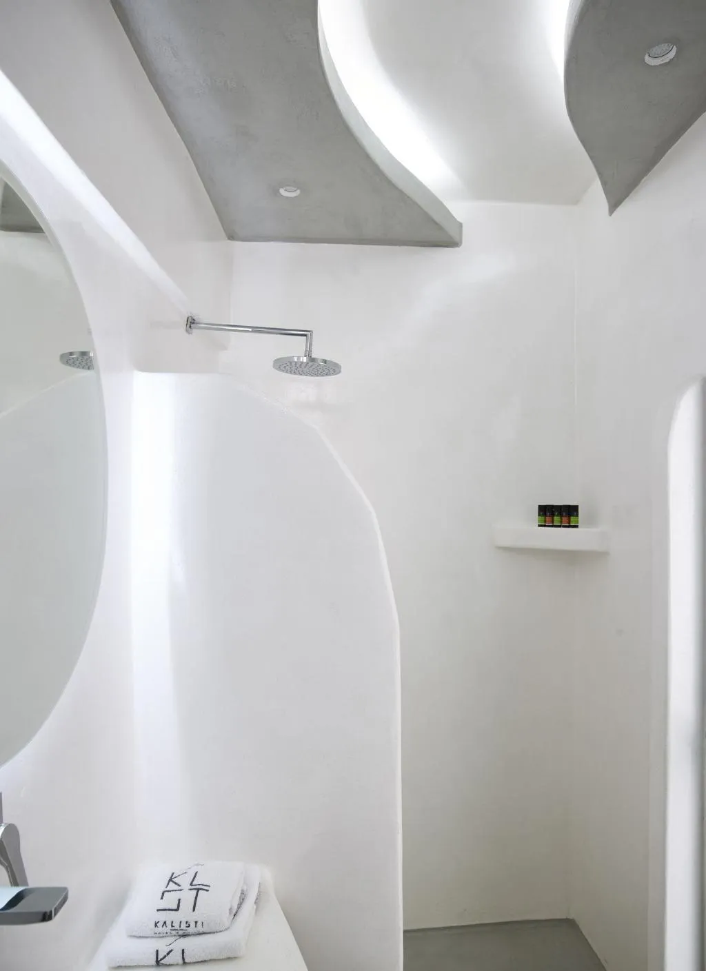SUITE TWO BEDROOMS ONE BATHROOM Room, Kalisti Hotel & Suites, Santorini