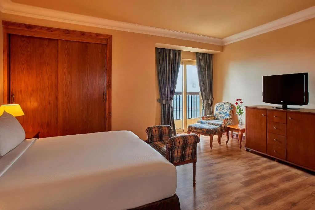 SUITE STANDARD Room, Hilton Zamalek Residence Cairo, Cairo
