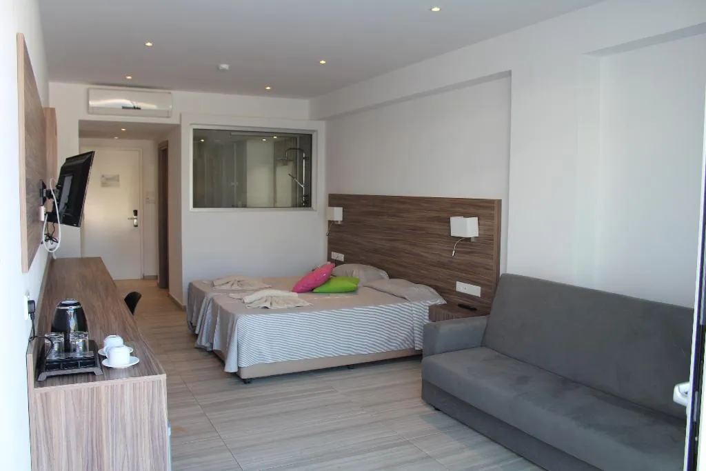 Double or Twin STANDARD Room, Fedrania Gardens, Cyprus