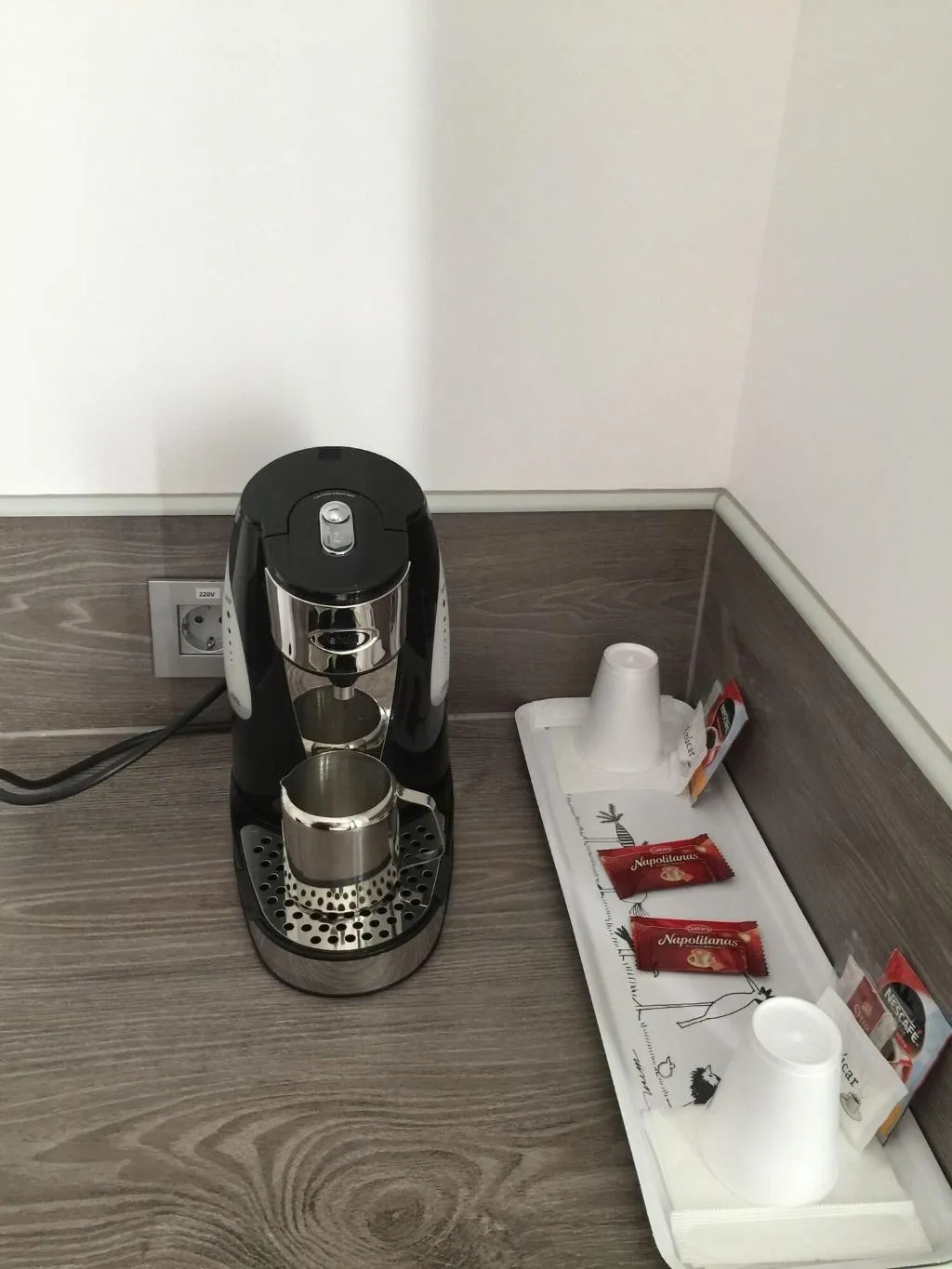 Room, Hostal Meyra, Madrid