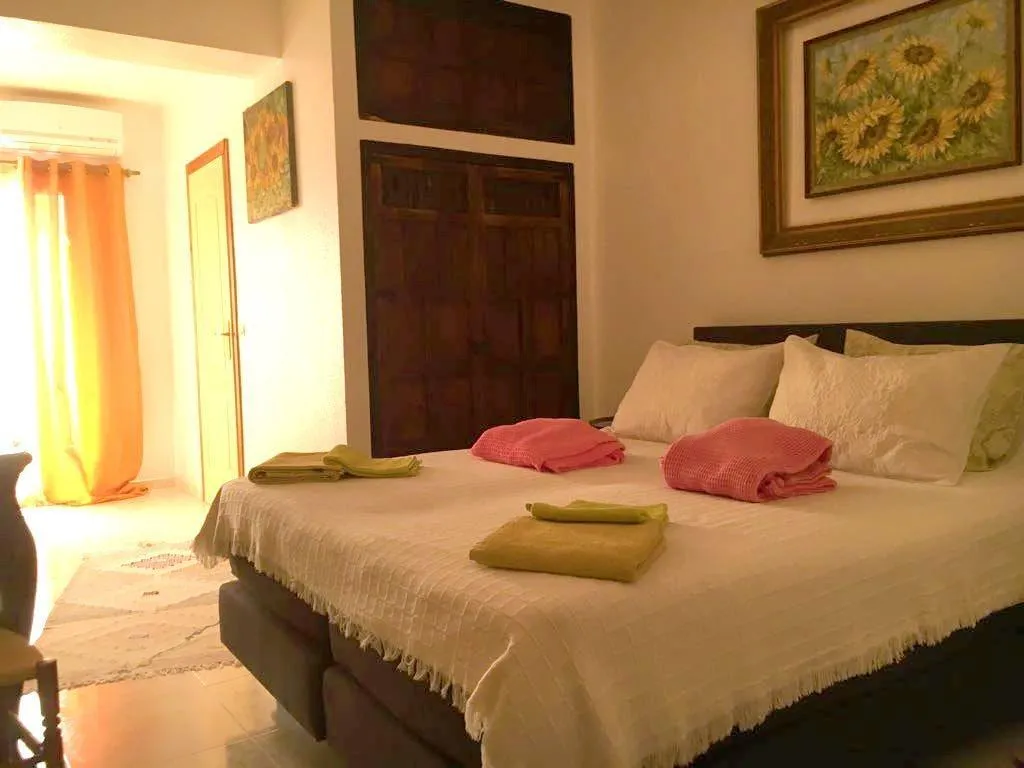 Room, El Artista de Paraíso, Costa Blanca