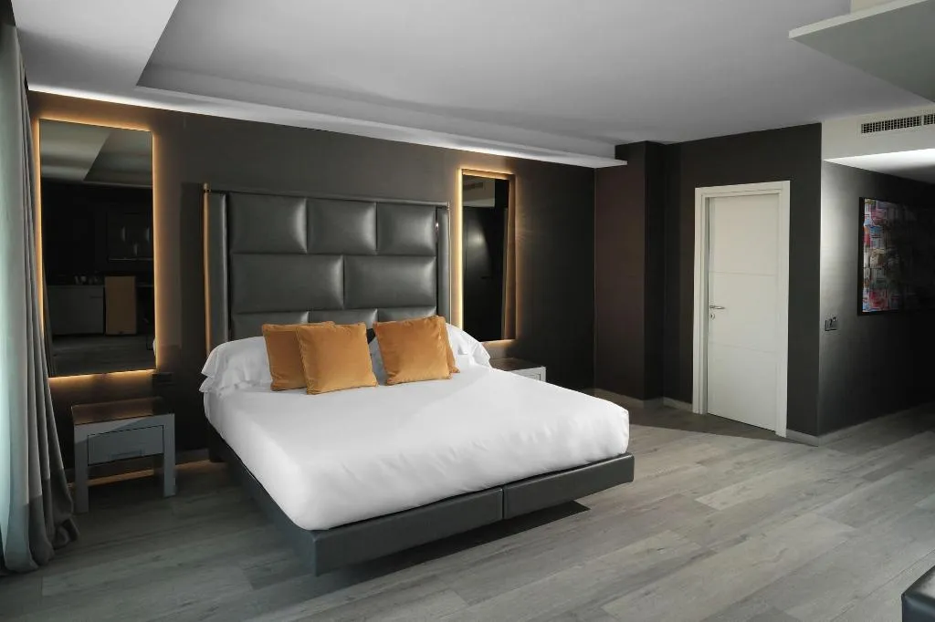 Room, Resort Tre Fontane, Naples