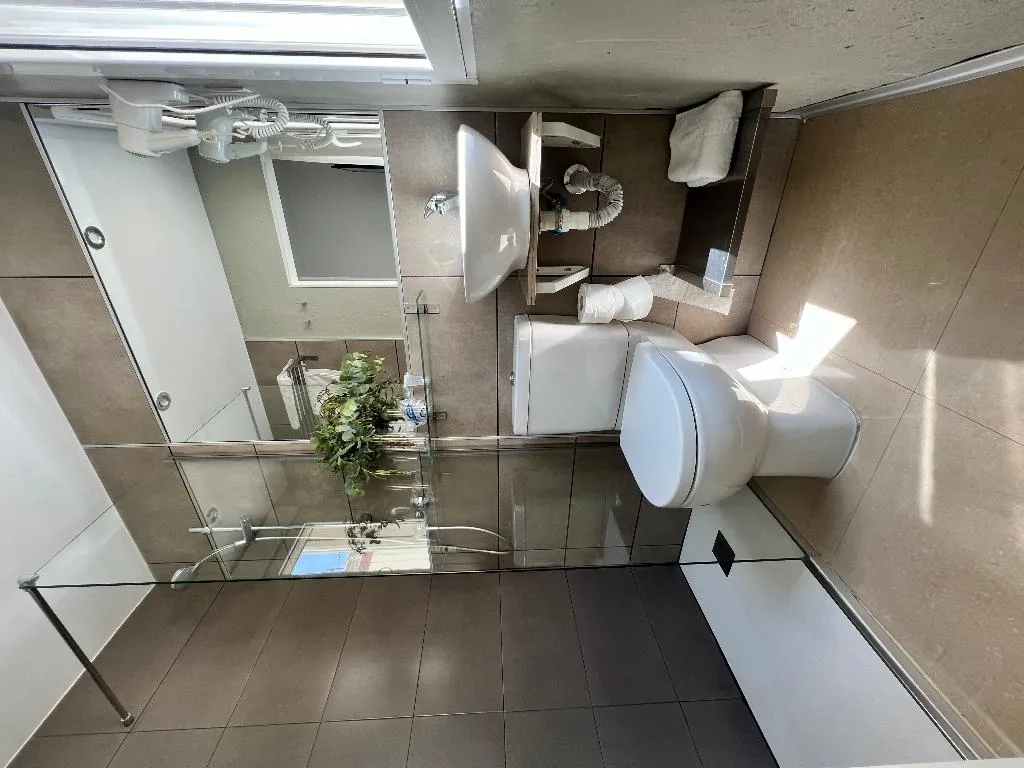 SINGLE STANDARD Room, San Lorenzo, Madrid