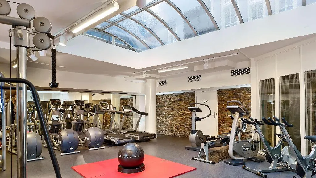 Sports and Entertainment, Park Plaza Victoria Amsterdam, Amsterdam