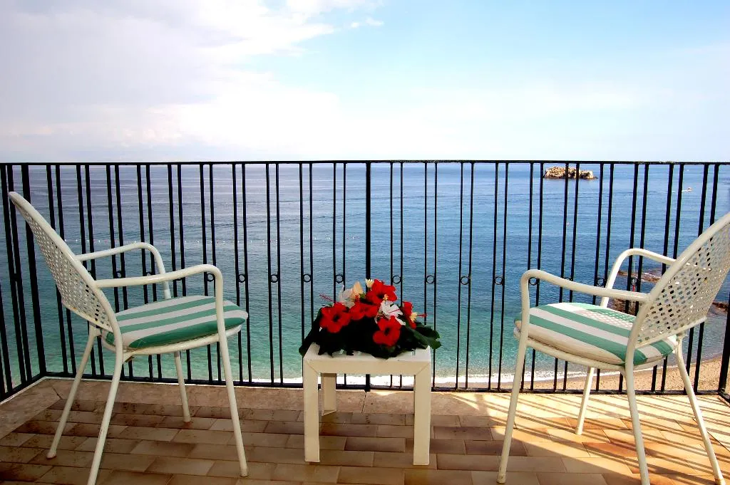 DOUBLE SINGLE USE WITH BALCONY Room, Lido Mediterranee, Taormina