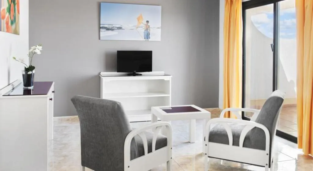 APARTMENT CAPACITY 3 Room, Elba Lucia Sport & Suite Hotel, Fuerteventura