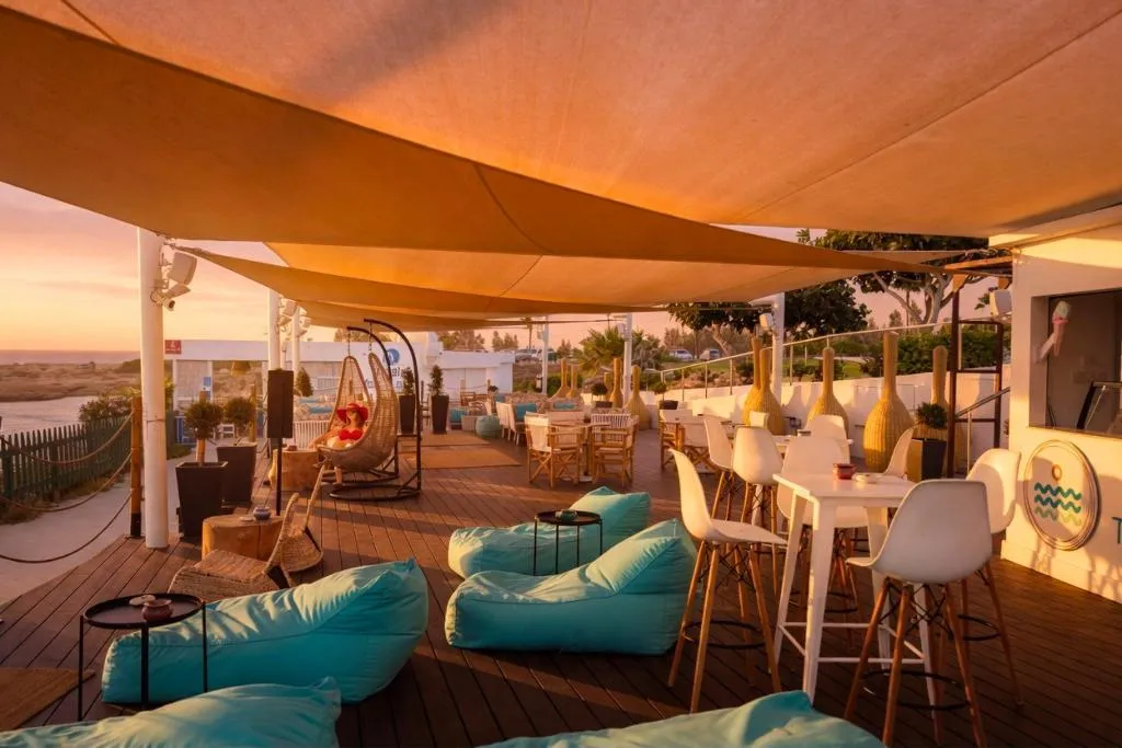 Bar, Cavo Maris Beach Hotel, Cyprus