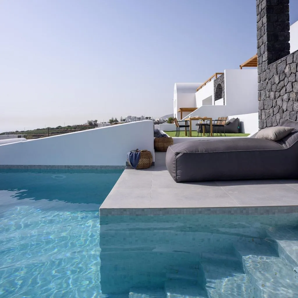 Terrace, Este Luxury Suites, Santorini