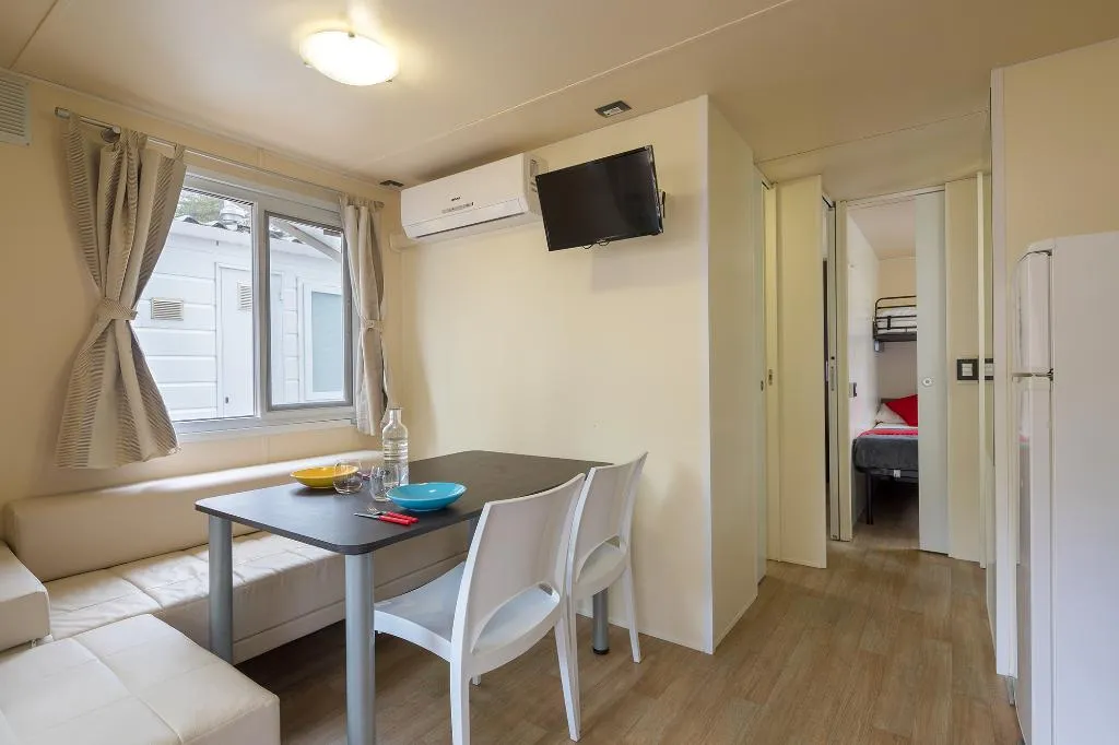 MOBILE HOME SUPERIOR TWO DOUBLE BEDS Room, Centro Vacanze Isuledda, Olbia
