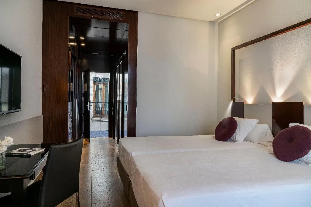 TRIPLE STANDARD Room, Vincci Palace, Valencia