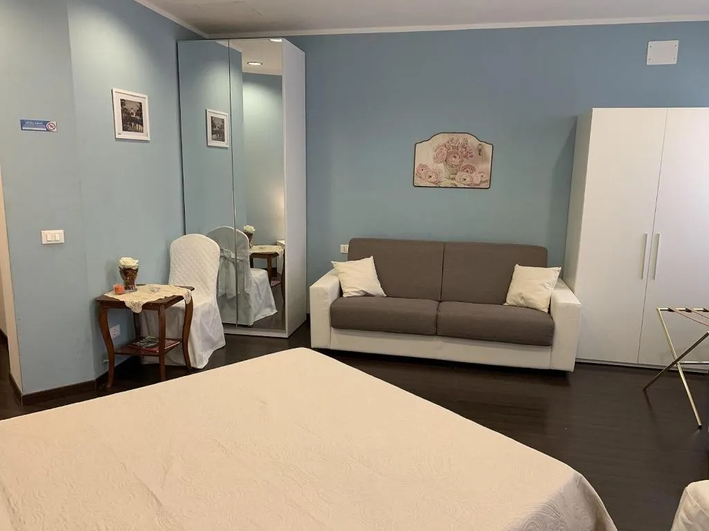 Room, Piazza Istria - Gh B&B, Rome