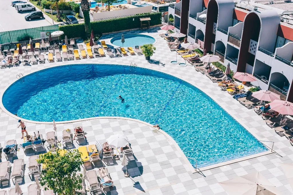 Pool, Muthu Oura Praia Hotel, Algarve