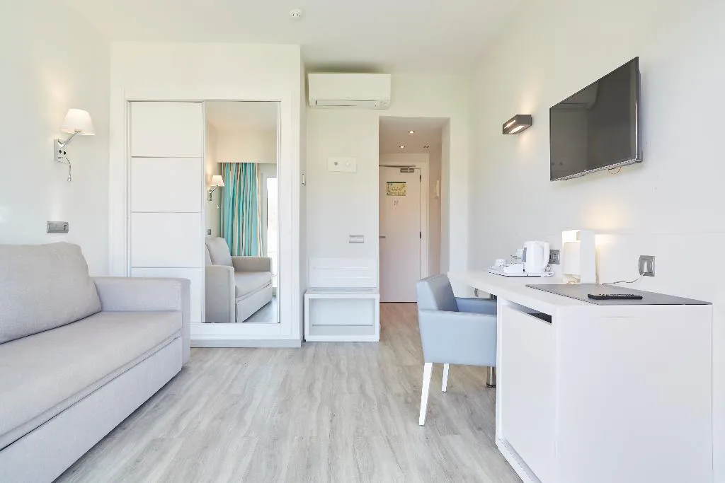 JUNIOR SUITE STANDARD Room, Invisa Hotel Es Pla, Ibiza